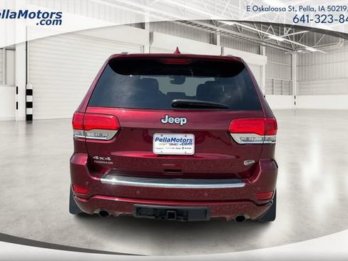 Used 2019 Jeep Grand Cherokee Overland AWD/4WD image 4