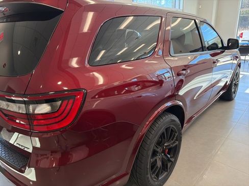 Used 2022 Dodge Durango SRT image 3
