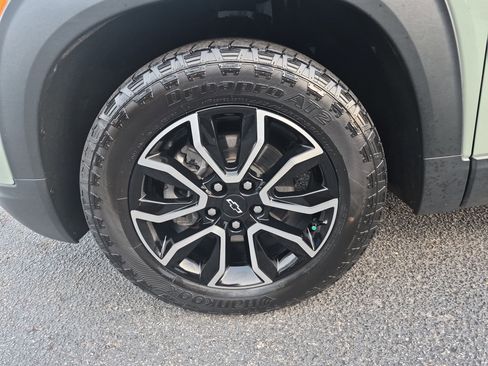 Used 2025 Chevrolet TrailBlazer ACTIV w/ Convenience Package FWD image 7