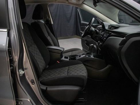 Used 2020 Nissan Rogue Sport SV w/ All-Weather Package image 16