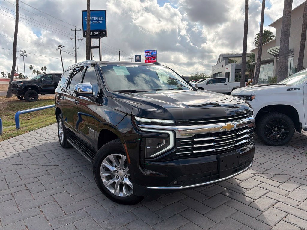 Used 2025 Chevrolet Tahoe Premier RWD image 1