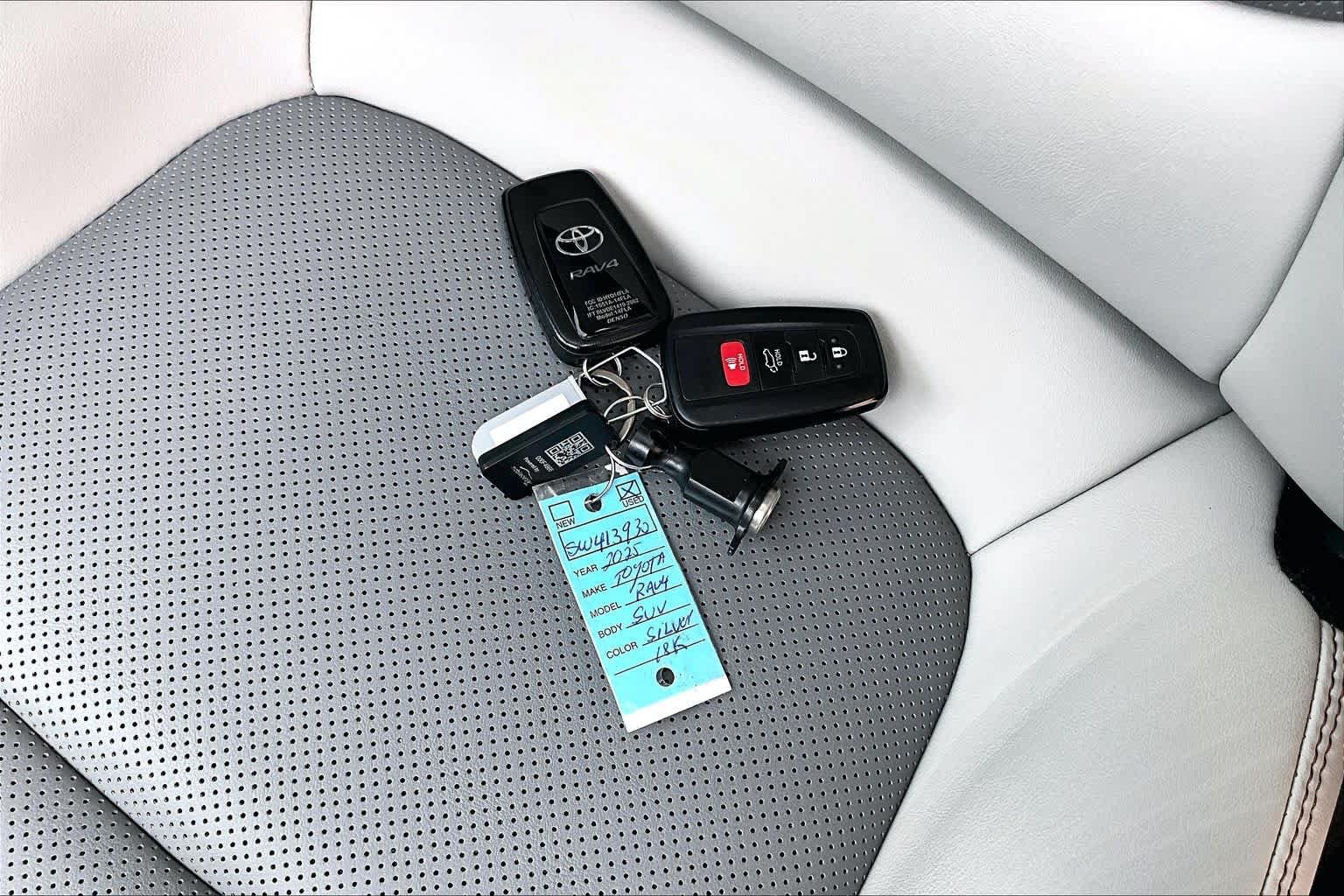 Certified 2025 Toyota RAV4 Limited FWD image 15