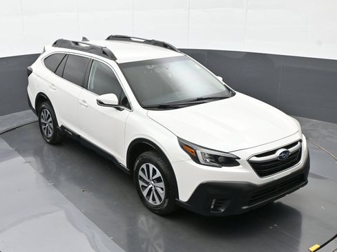Used 2021 Subaru Outback Premium AWD/4WD image 32