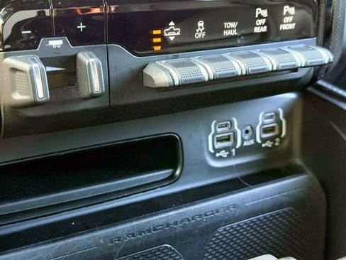 Used 2023 RAM 1500 Limited AWD/4WD image 31