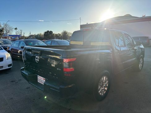 Used 2023 Nissan Frontier SV w/ SV Convenience Package image 4