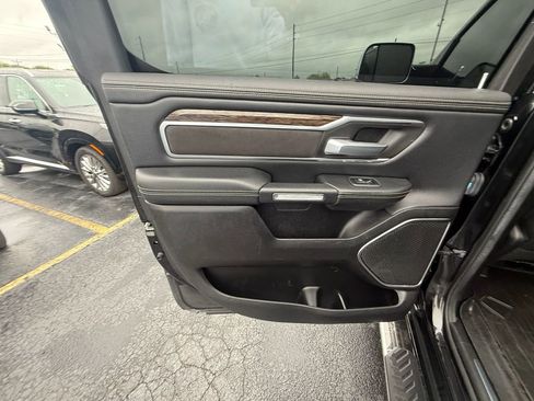 Used 2019 RAM 1500 Laramie w/ Trailer Tow Group AWD/4WD image 18