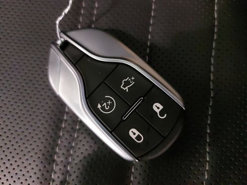 Used 2023 Maserati Ghibli Modena RWD image 38