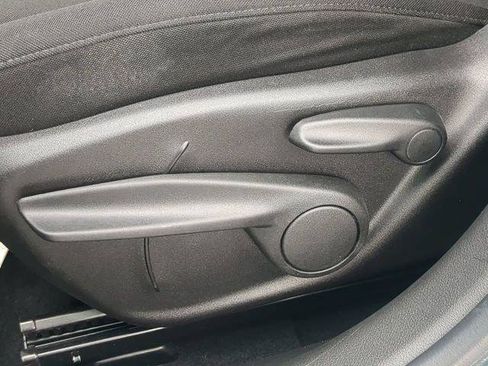 Certified 2022 Jeep Renegade Latitude AWD/4WD image 21