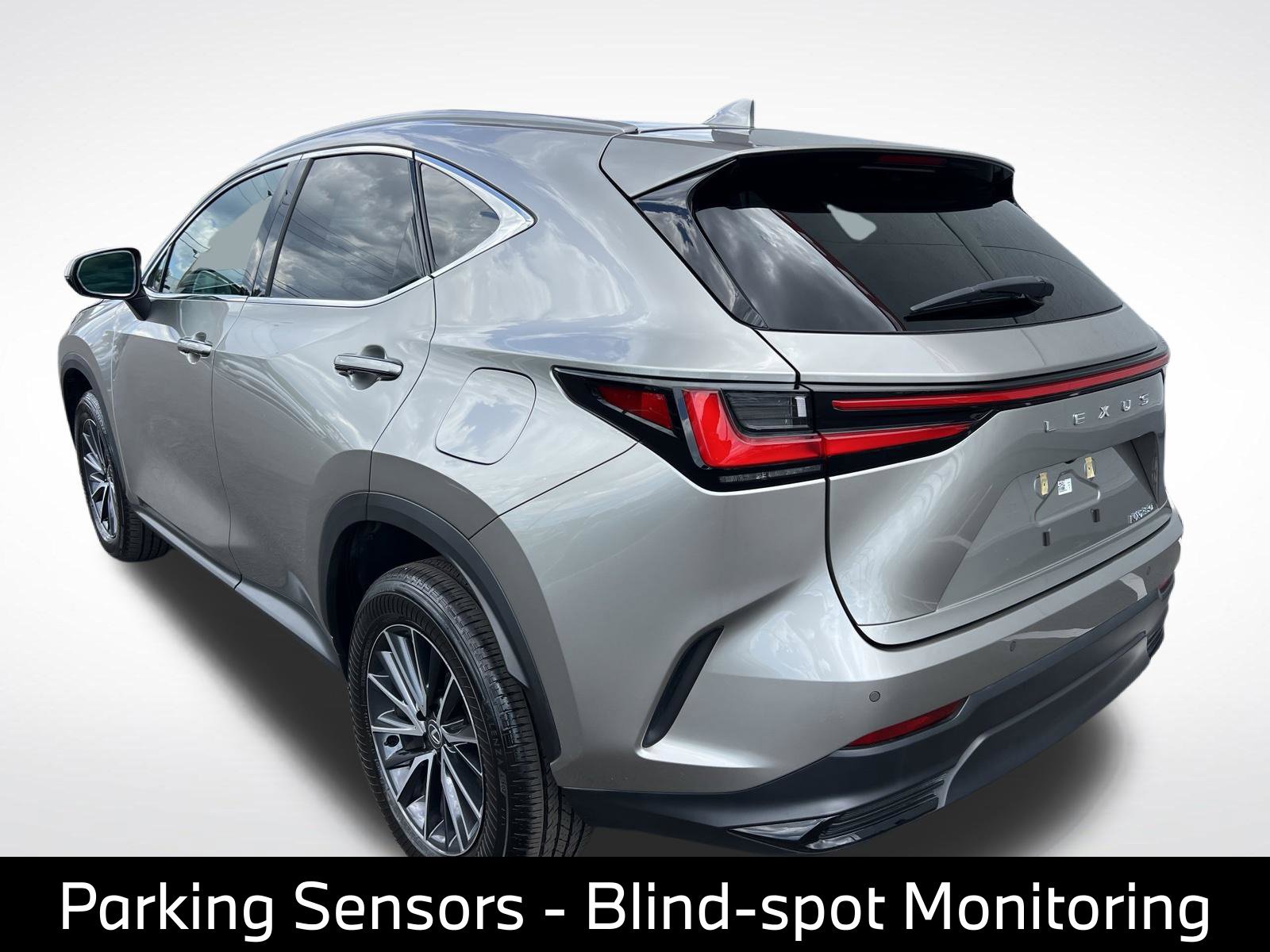 Used 2024 Lexus NX 250 FWD w/ Towing Package (2000 Lbs) image 6