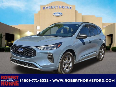 Used 2023 Ford Escape ST-Line w/ Tech Pack #1 FWD image 1