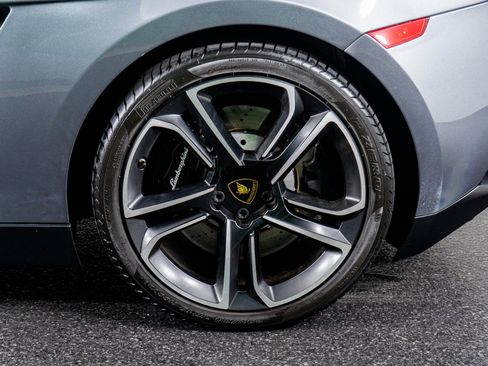 Used 2013 Lamborghini Gallardo LP 550-2 image 19