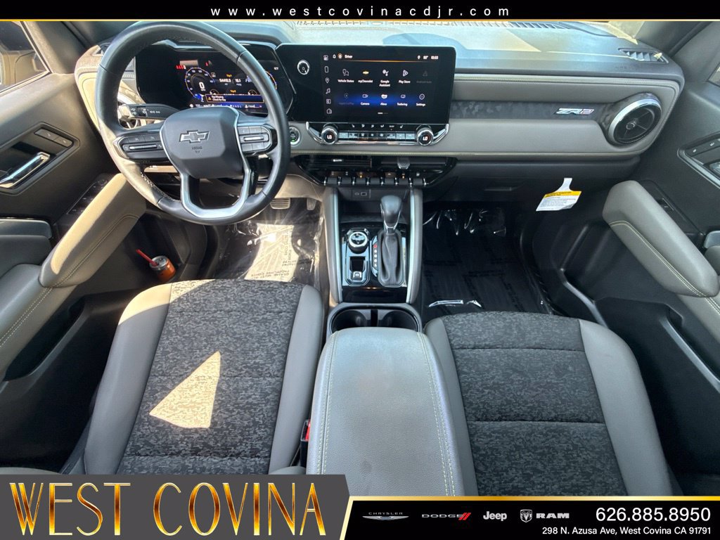 Used 2024 Chevrolet Colorado ZR2 AWD/4WD image 27