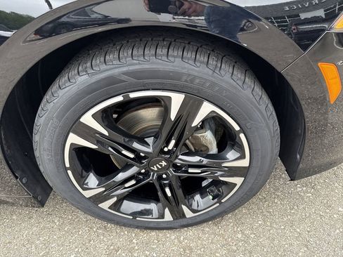 Used 2021 Kia K5 GT-Line AWD/4WD image 12