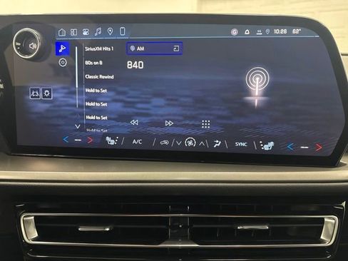 New 2026 Chevrolet Traverse LT w/ Driver Confidence Package FWD image 16