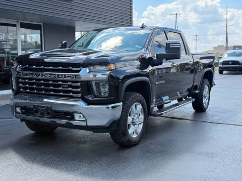 Used 2020 Chevrolet Silverado 2500 LTZ w/ LTZ Convenience Package AWD/4WD image 4