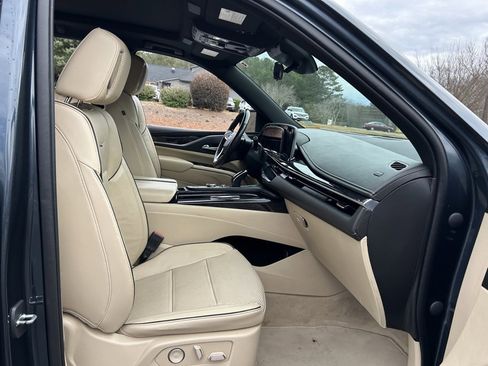 Used 2021 Cadillac Escalade ESV Premium Luxury w/ Driver Assist Tech Package image 51