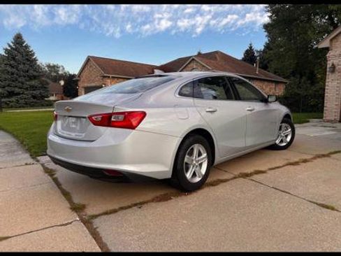 Used 2020 Chevrolet Malibu LS image 3
