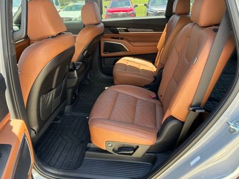 Used 2025 Kia Telluride SX Prestige X-Line AWD/4WD image 5
