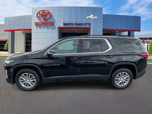 Used 2023 Chevrolet Traverse LT image 7