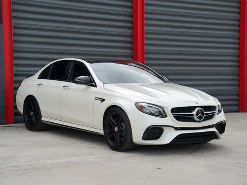 Used 2019 Mercedes-Benz E 63 AMG S image 3