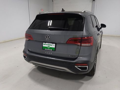 Used 2022 Volkswagen Taos SE AWD/4WD image 7