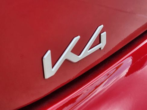 New 2026 Kia K4 GT-Line Turbo w/ GT-Line Sunroof Package FWD image 8