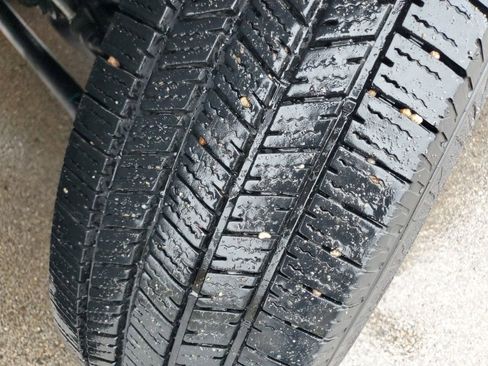 Used 2024 RAM 2500 Big Horn w/ Bed Utility Group image 35