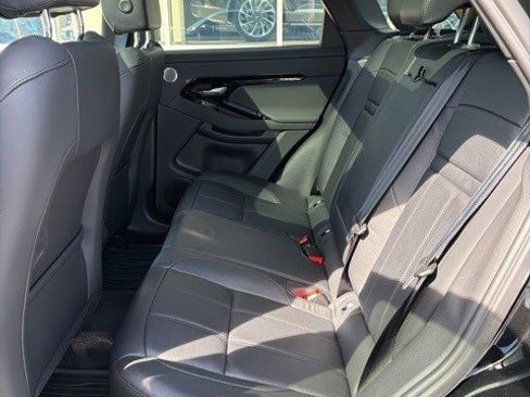 Used 2024 Land Rover Range Rover Evoque Dynamic SE image 17