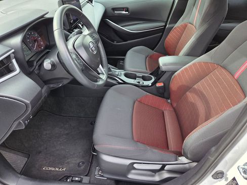 Used 2025 Toyota Corolla SE FWD image 14