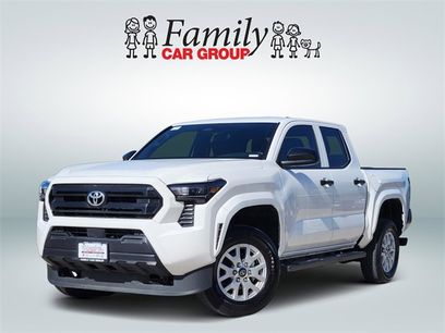 Used 2025 Toyota Tacoma SR