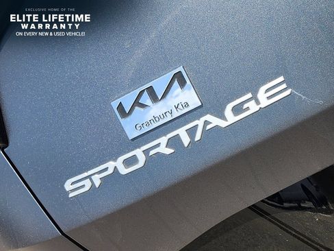 Used 2025 Kia Sportage SX Prestige AWD/4WD image 6