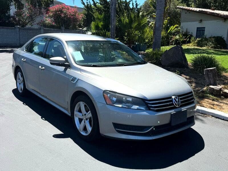 Used 2013 Volkswagen Passat 2.5 SE FWD image 5