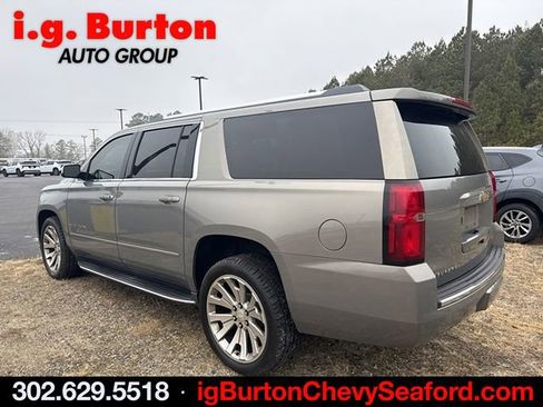 Used 2017 Chevrolet Suburban Premier image 4