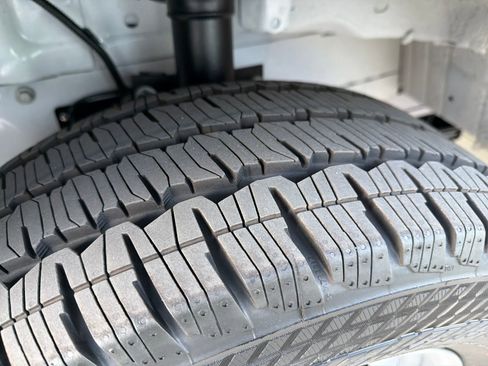 New 2026 Ford Transit 250 148 High Roof Extended image 25