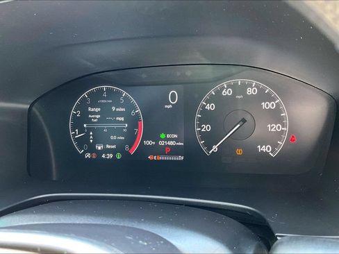 Used 2025 Honda CR-V LX image 12