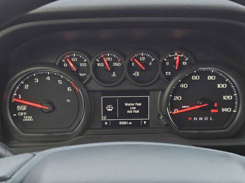 Used 2022 Chevrolet Silverado 1500 Custom image 15