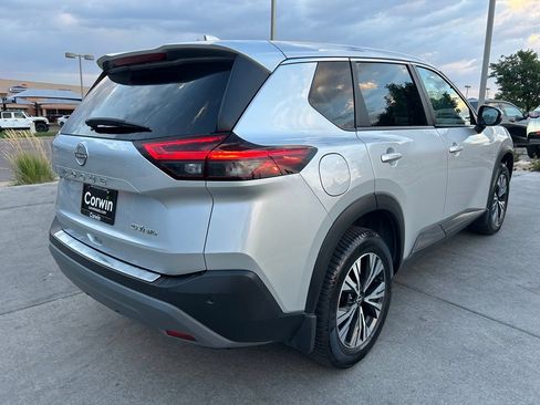 Used 2022 Nissan Rogue SV AWD/4WD image 7