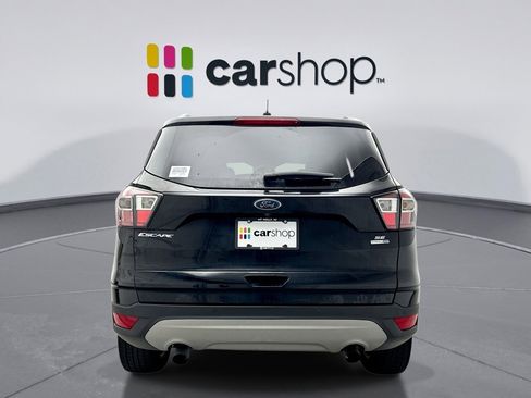 Used 2017 Ford Escape SE w/ SE Leather Comfort Package AWD/4WD image 4