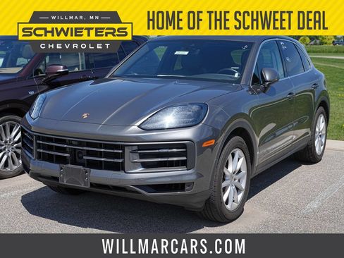 Used 2024 Porsche Cayenne AWD/4WD image 1