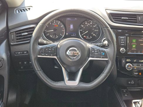 Used 2020 Nissan Rogue SL w/ Premium Package FWD image 19