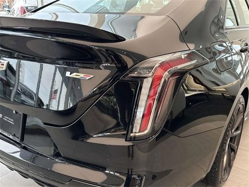 Certified 2023 Cadillac CT4 V Blackwing w/ Technology Package image 6