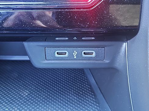 New 2025 Volkswagen Jetta Sport FWD image 10