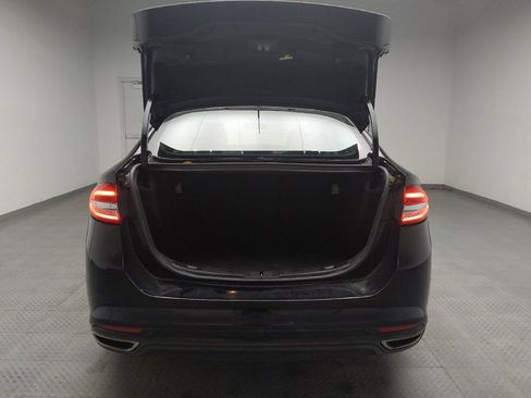 Used 2017 Ford Fusion SE w/ Equipment Group 201A image 29