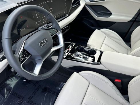 New 2025 Audi Q6 e-tron Premium Plus image 9
