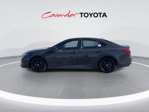 Certified 2026 Toyota Camry SE image 5