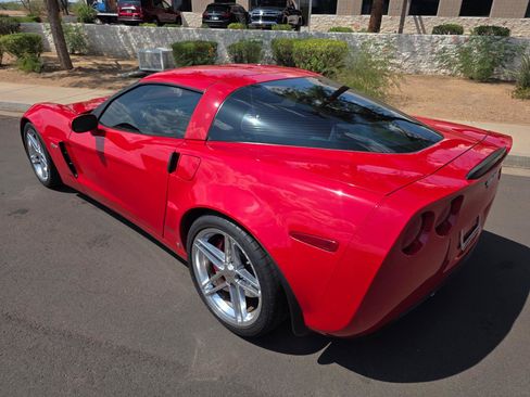 Used 2007 Chevrolet Corvette Z06 w/ Preferred Equipment Group RWD image 8