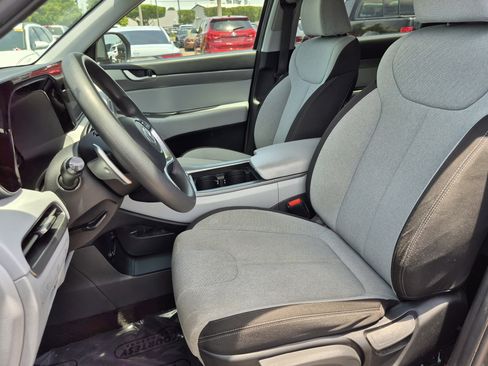 Used 2023 Hyundai Palisade SE AWD/4WD image 22