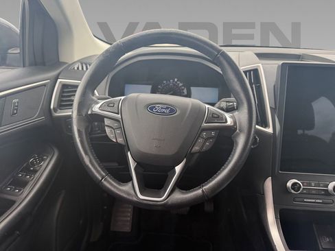 Used 2022 Ford Edge SEL w/ Convenience Package image 11