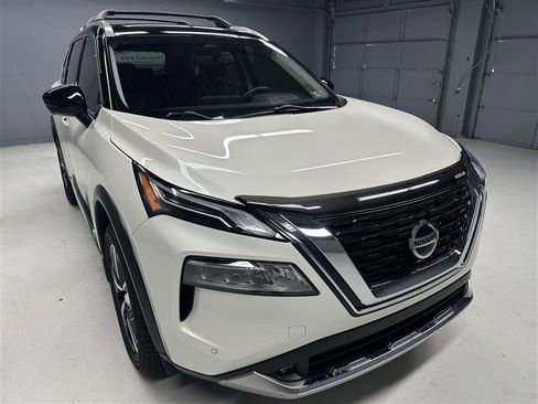 Used 2021 Nissan Rogue Platinum AWD/4WD image 9