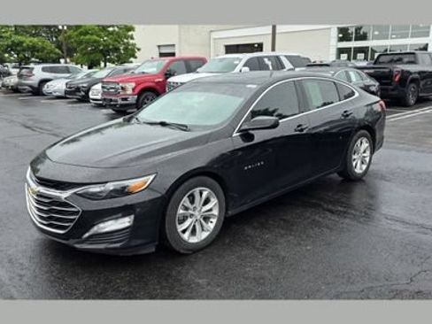 Used 2019 Chevrolet Malibu LT w/ Leather Package FWD image 1